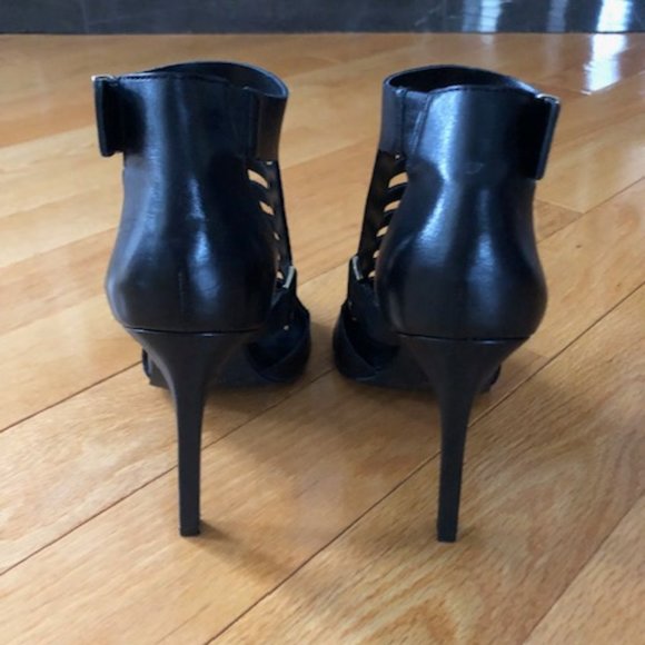 Sandals - Picture 4 of 7